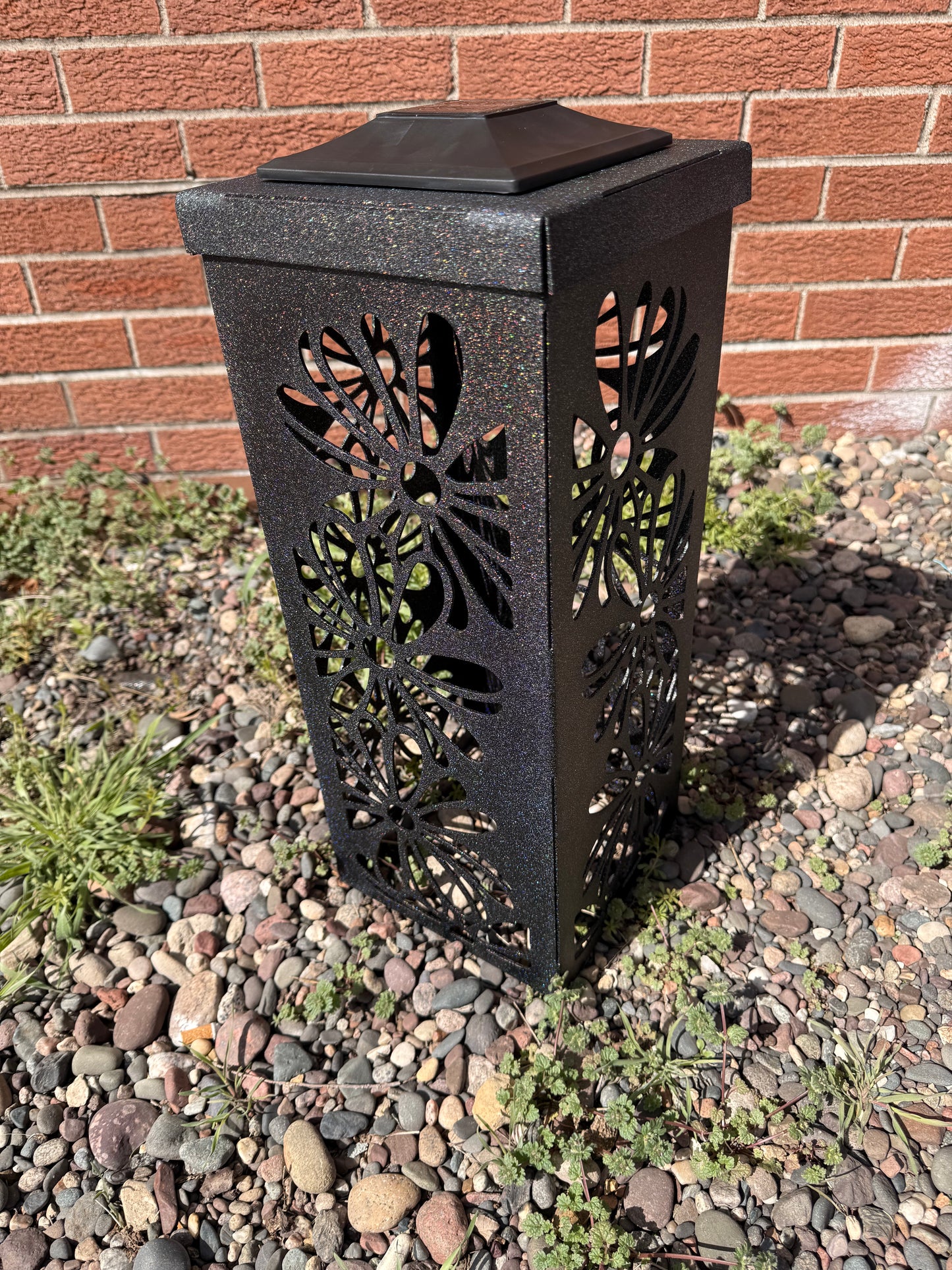 18" Floral Fusion Solar Column