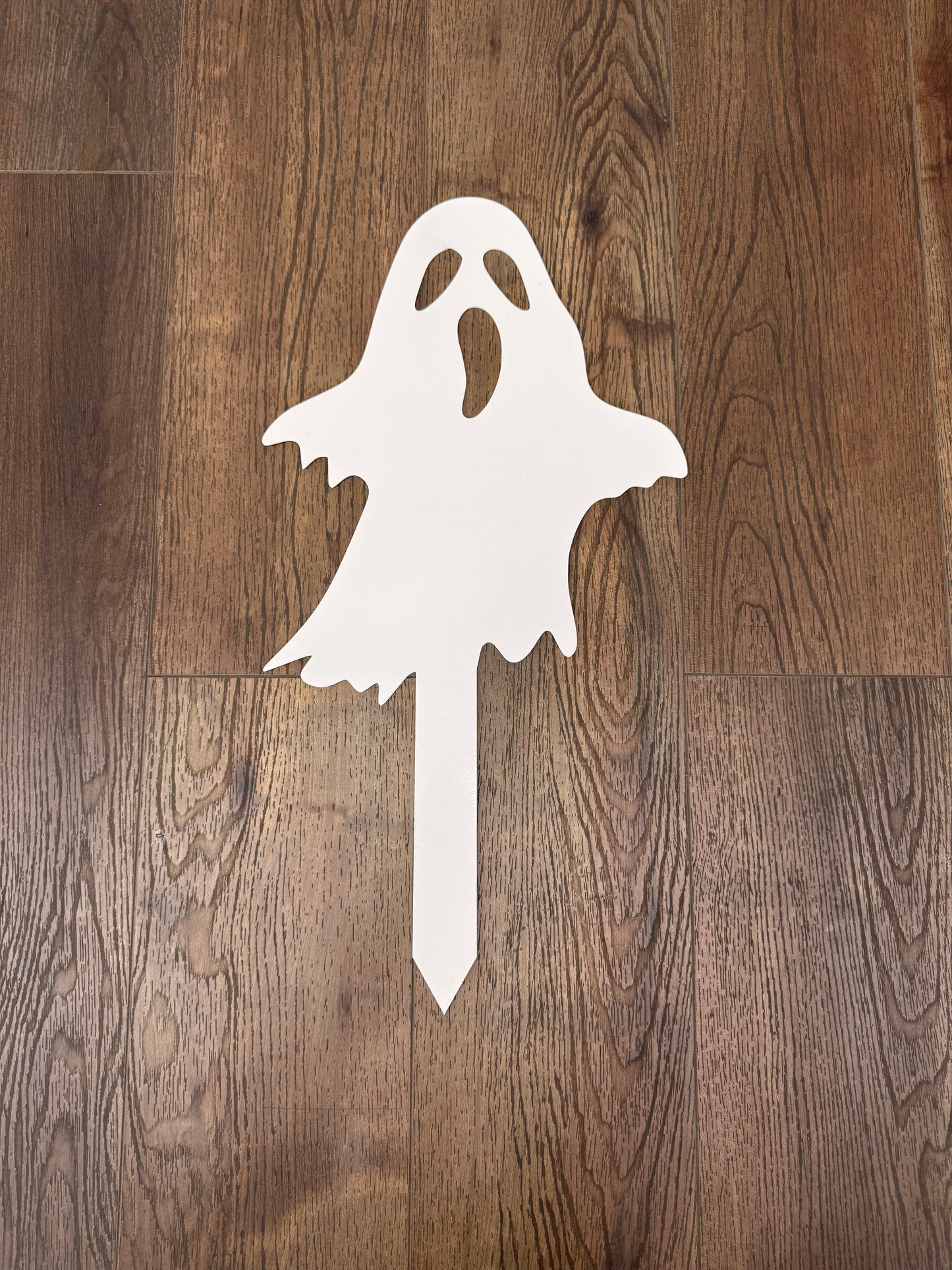Ghost Yard Stakes