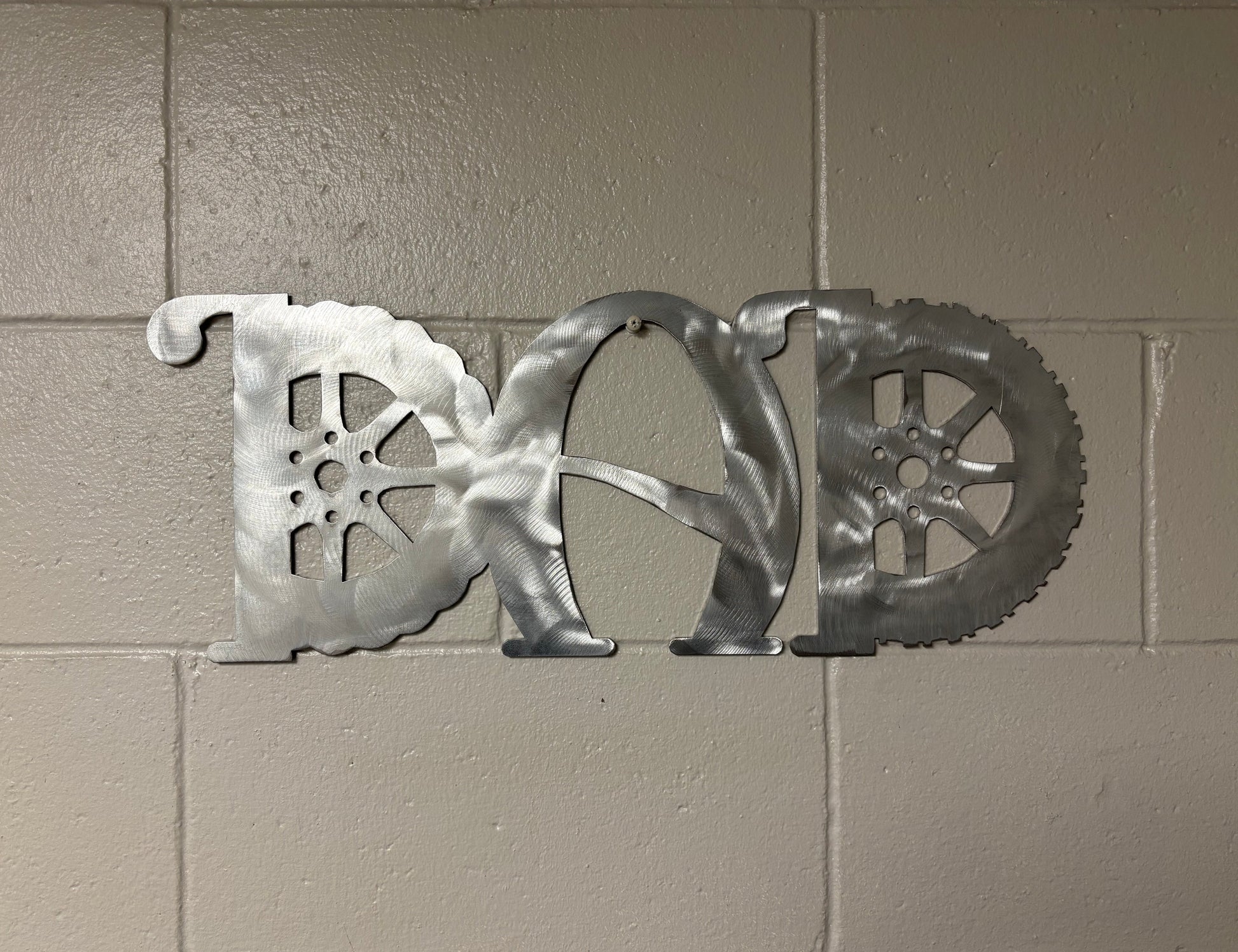 ’Dad’ Wall Hanging Metal Wall Hanging
